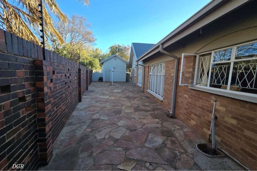 4 Bedroom Property for Sale in Hillcrest Northern Cape